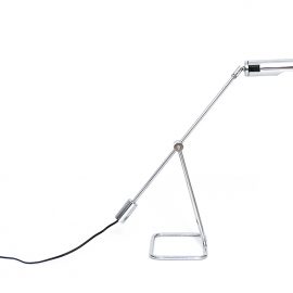 Minimalistyczna lampa podłogowa- niska
